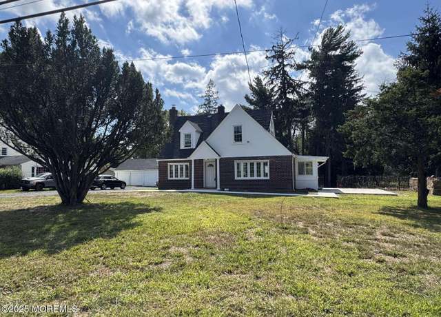 Property at 118 State Route 34, Holmdel, NJ 07733, 3 beds, 2 baths