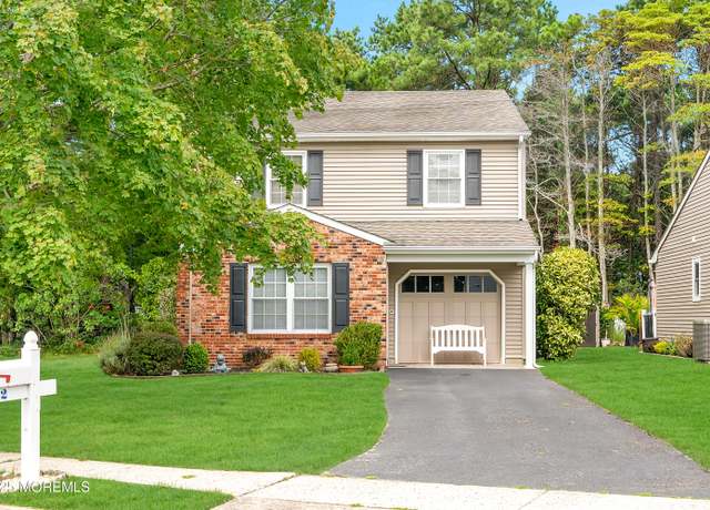 Property at 62 Mariner Pl, Brick, NJ 08723, 2 beds, 1.5 baths