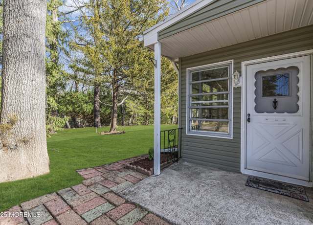 Property at 2 Cypress St Unit C, Toms River, NJ 08757, 1 bed, 1 bath
