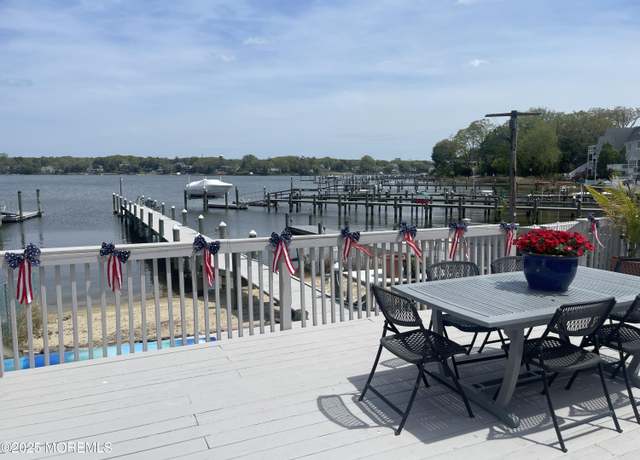 Property at 195 Riverside Dr N, Brick, NJ 08724, 3 beds, 2 baths