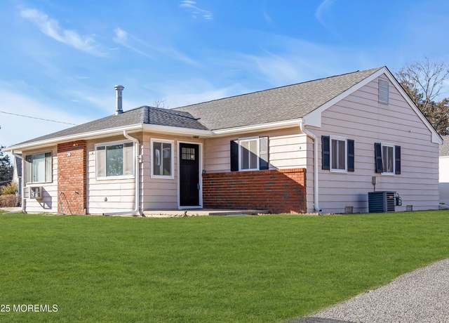 Property at 30 Pheasant St Unit A, Manchester, NJ 08759, 2 beds, 1 bath