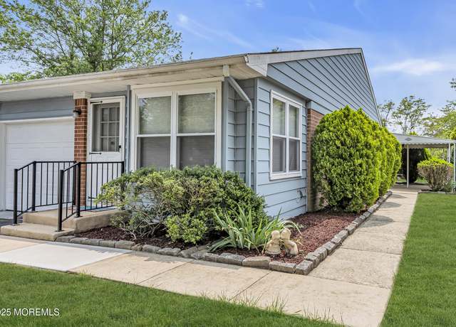 Property at 32B Independence Pkwy, Whiting, NJ 08759, 2 beds, 1.5 baths