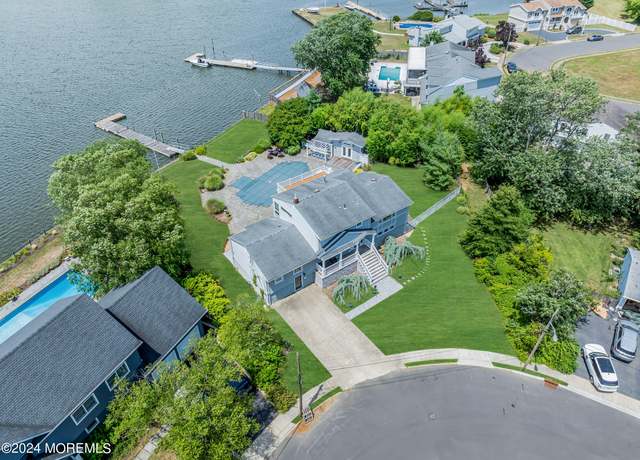 Property at 86 Shrewsbury Dr, Long Branch, NJ 07740, 4 beds, 3.5 baths
