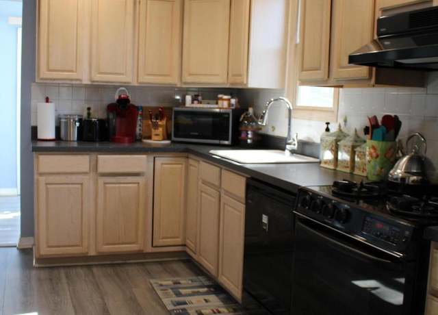 Property at 250 Forest Ave, Middletown, NJ 07748, 2 beds, 1 bath