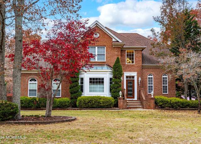 Property at 233 Medjay Ln, Toms River, NJ 08755, 5 beds, 2.5 baths