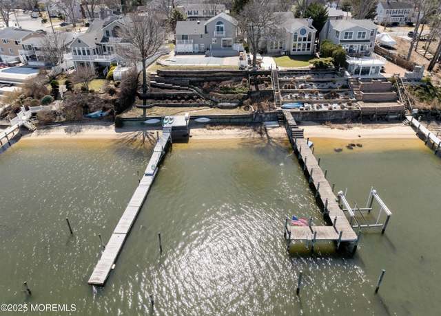 Property at 151 Riverside Dr N, Brick, NJ 08724, 3 beds, 3 baths