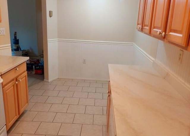 Property at 9 Pine Cluster Cir Unit A, Manalapan, NJ 07726, 2 beds, 1 bath