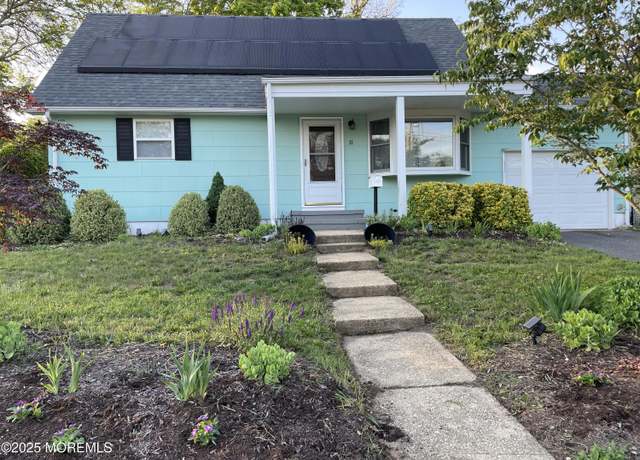Property at 11 Bryant Dr, Jackson, NJ 08527, 4 beds, 2 baths