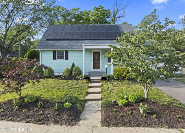 Property at 11 Bryant Dr, Jackson, NJ 08527, 4 beds, 2 baths