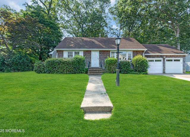 Property at 1545 Sterling Dr, Manasquan, NJ 08736, 2 beds, 1.5 baths