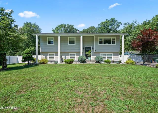 Property at 56 Walter Dr, Jackson, NJ 08527, 4 beds, 2 baths