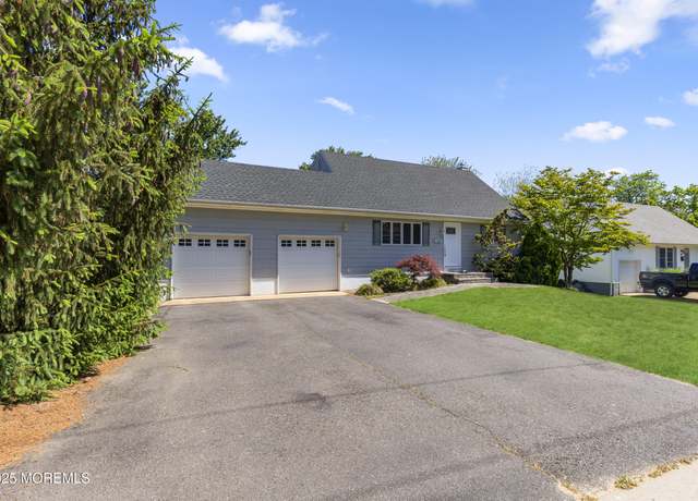 Property at 18 Hampton Rd, Howell, NJ 07731, 4 beds, 2 baths