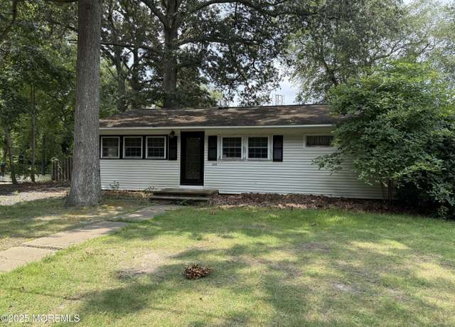 Property at 144 Red Bank Ave, Bayville, NJ 08721, 3 beds, 1 bath