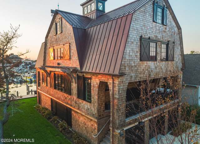 Property at 608 Lake Ave, Bay Head, NJ 08742, 5 beds, 5.5 baths