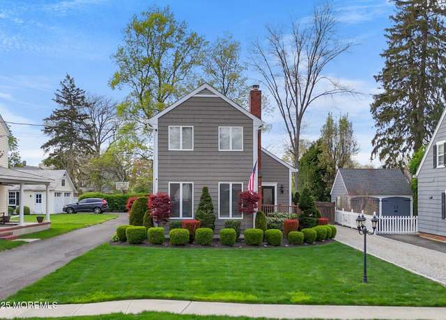 Property at 3 Berkeley Pl, Freehold, NJ 07728, 3 beds, 3 baths