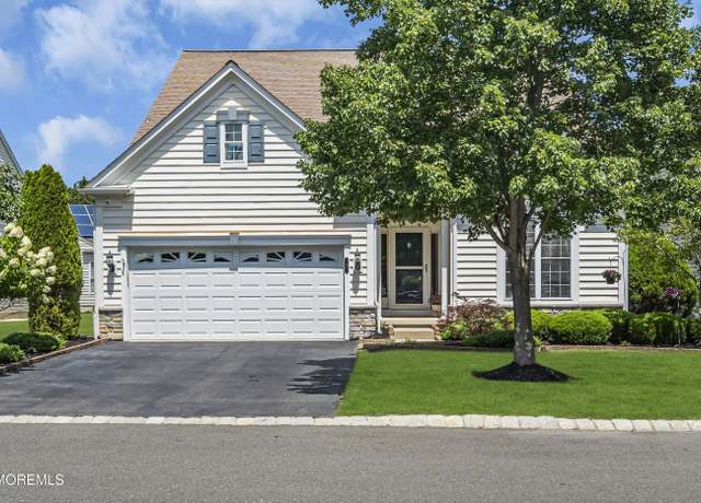Property at 3 Radcliffe Ln, Manchester, NJ 08759, 3 beds, 4 baths