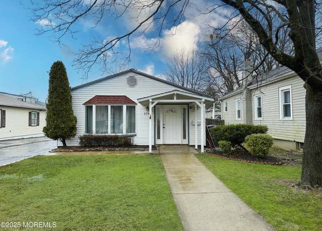Property at 279 S Bridge Ave, Red Bank, NJ 07701, 3 beds, 1 bath