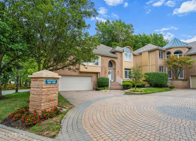 Property at 126 Metedeconk Ct, Holmdel, NJ 07733, 3 beds, 3 baths