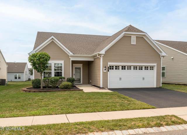 Property at 3 Aylesford Ln, Manchester, NJ 08759, 2 beds, 2 baths