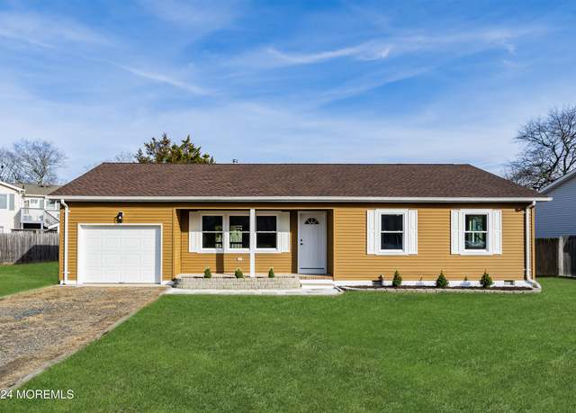 Property at 30 Oak Leaf Dr, Little Egg Harbor, NJ 08087, 3 beds, 2 baths