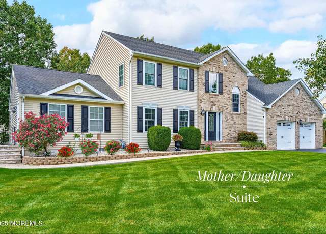 Property at 33 Sarah Ln, Howell, NJ 07731, 5 beds, 3.5 baths