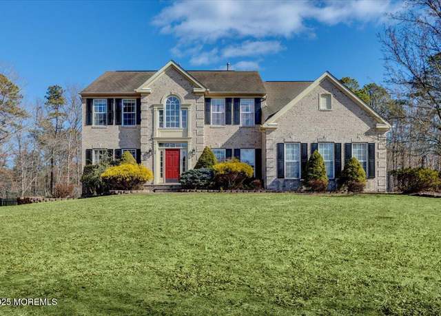 Property at 30 Cranberry Ct, Jackson, NJ 08527, 4 beds, 3.5 baths