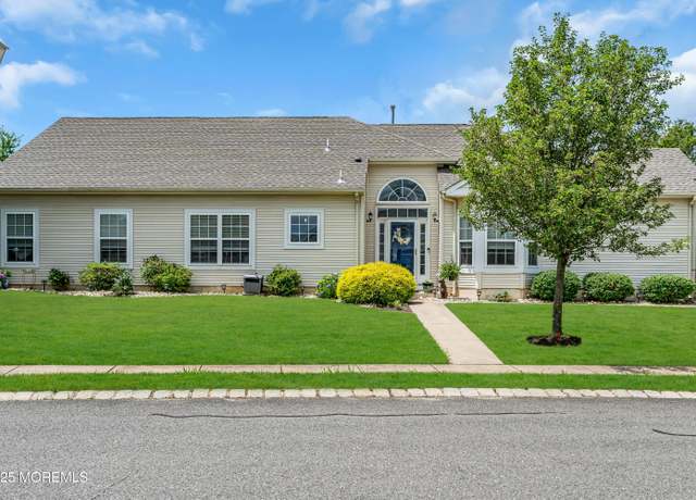 Property at 16 Vecchio Rd, Manchester, NJ 08759, 2 beds, 2 baths