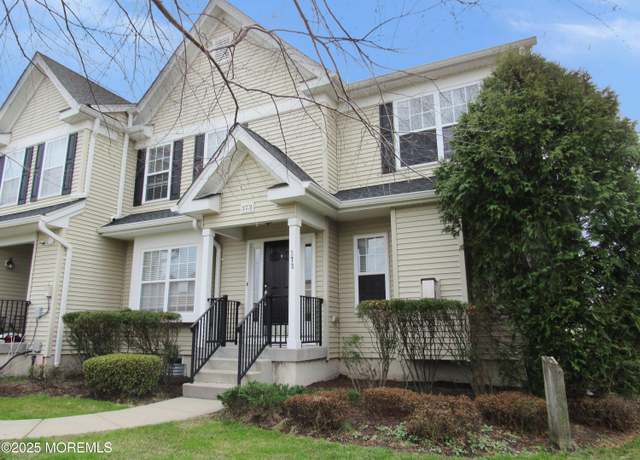 Property at 373 Brookfield Dr, Jackson, NJ 08527, 3 beds, 2.5 baths