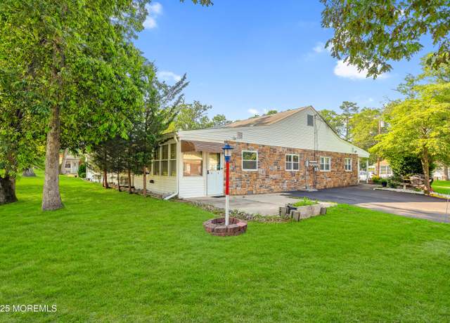 Property at 5 Chestnut St Unit C, Toms River, NJ 08757, 1 bed, 1 bath