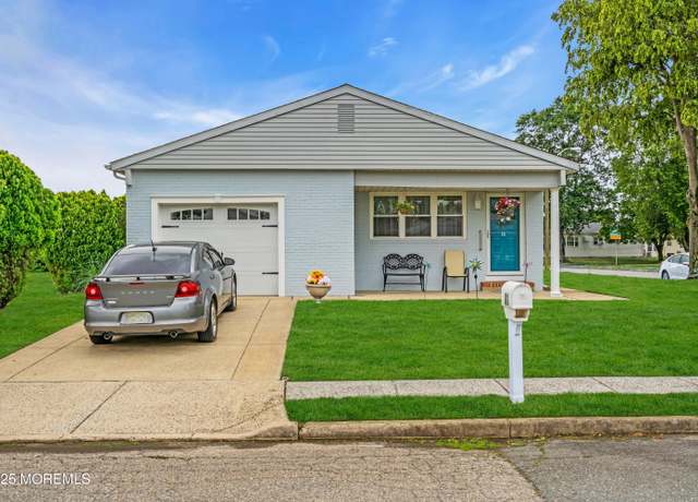 Property at 81 Encinitas Dr, Toms River, NJ 08757, 2 beds, 2 baths