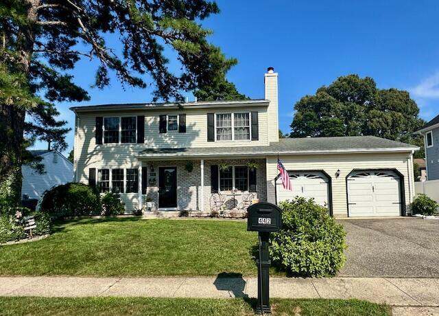 Property at 442 Mamie Dr, Brick, NJ 08723, 4 beds, 2.5 baths