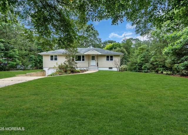 Property at 9 Riccis Dr, Jackson, NJ 08527, 4 beds, 1 bath