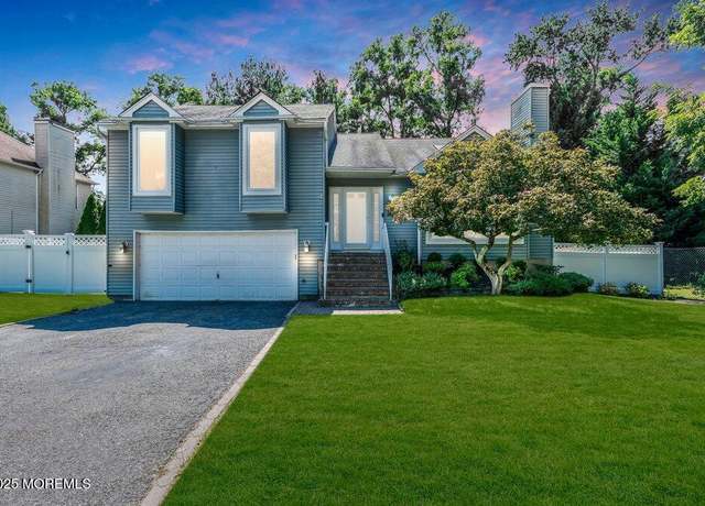 Property at 8 Marc Dr, Howell, NJ 07731, 4 beds, 3 baths