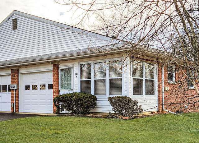 Property at 136-B Azalea Dr, Whiting, NJ 08759, 2 beds, 1 bath