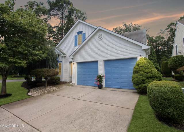 Property at 2 Dowing Ln, Jackson, NJ 08527, 3 beds, 3 baths