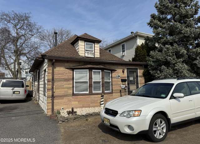 Property at 19 State Route 36, Keansburg, NJ 07734, 3 beds, 1 bath