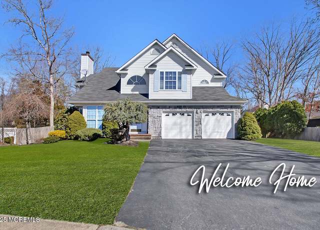 Property at 2059 Nakiska Ct, Toms River, NJ 08755, 4 beds, 2.5 baths