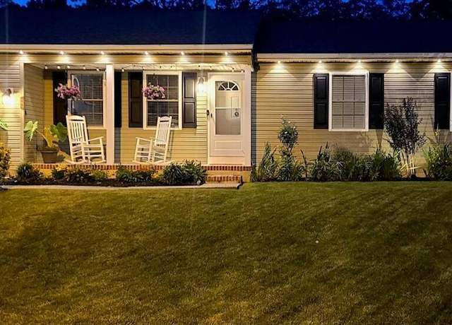 Property at 650 Chelsea St, Forked River, NJ 08731, 3 beds, 2 baths