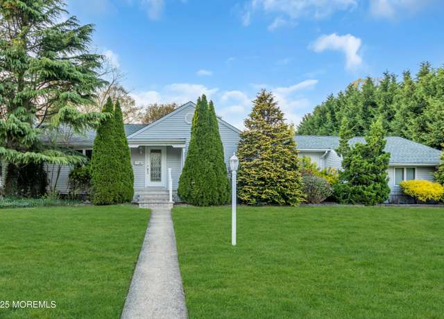 Property at 41 Comanche Dr, Oceanport, NJ 07757, 3 beds, 2 baths