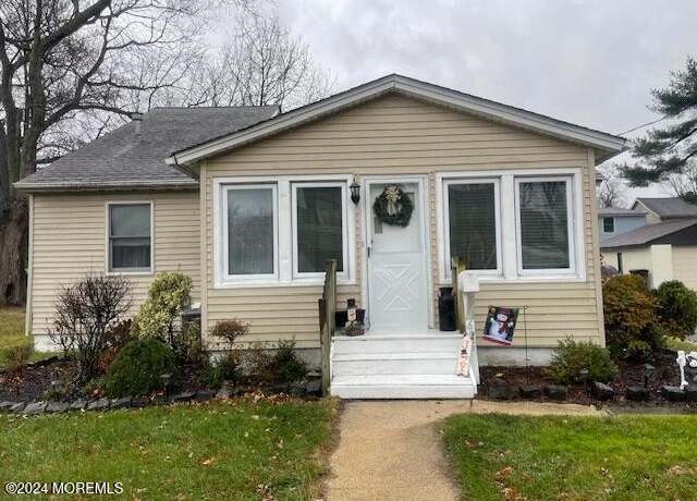 Property at 626 Clark Ave, Union Beach, NJ 07735, 3 beds, 2 baths