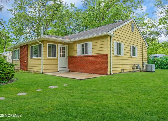 Property at 8A S Heron St, Manchester, NJ 08759, 1 bed, 1 bath
