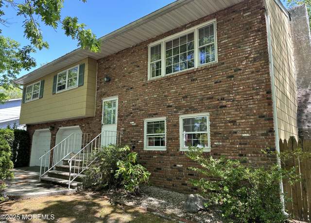 Property at 697 Vaughn Ave, Toms River, NJ 08753, 4 beds, 1.5 baths