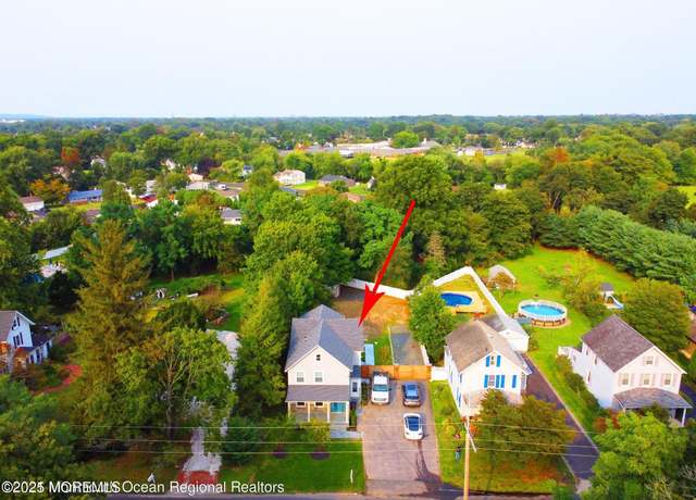 Property at 300 Monmouth Rd, West Long Branch, NJ 07764, 4 beds, 2 baths