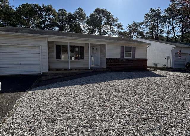 Property at 30 Zeeland Dr, Toms River, NJ 08757, 2 beds, 1 bath