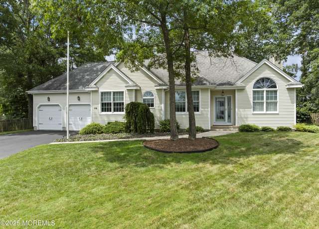 Property at 116 Tuna Ct, Manahawkin, NJ 08050, 3 beds, 2 baths