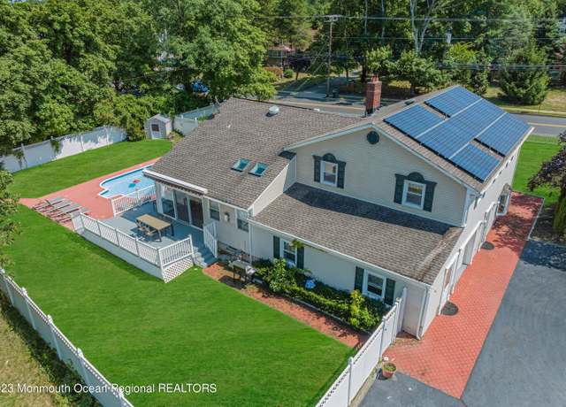 Property at 471 W Park Ave, Oakhurst, NJ 07755, 5 beds, 3.5 baths