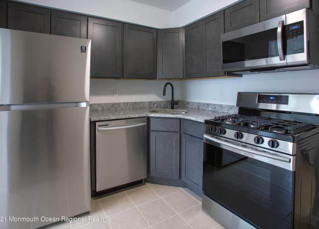 Property at 7 Diane Dr, Tinton Falls, NJ 07753, 1 bed, 1 bath