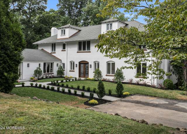 Property at 28 Coquette Ln, Highlands, NJ 07732, 5 beds, 4.5 baths