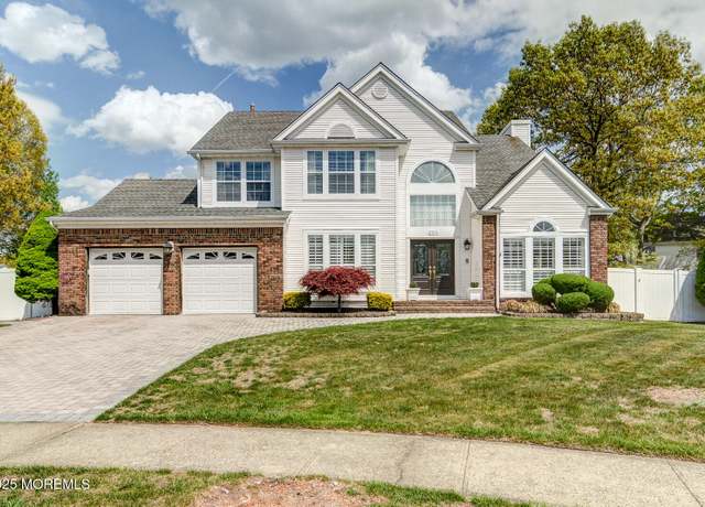 Property at 204 Lake Rd, Brick, NJ 08724, 4 beds, 3.5 baths
