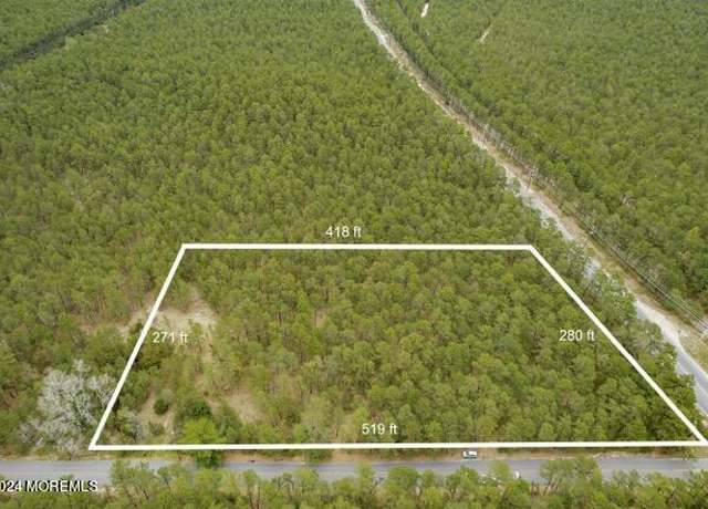 Property at 9 Pleasant Valley Rd, Whiting, NJ 08759